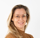 Stijlvolle zonwering voor terras en tuin